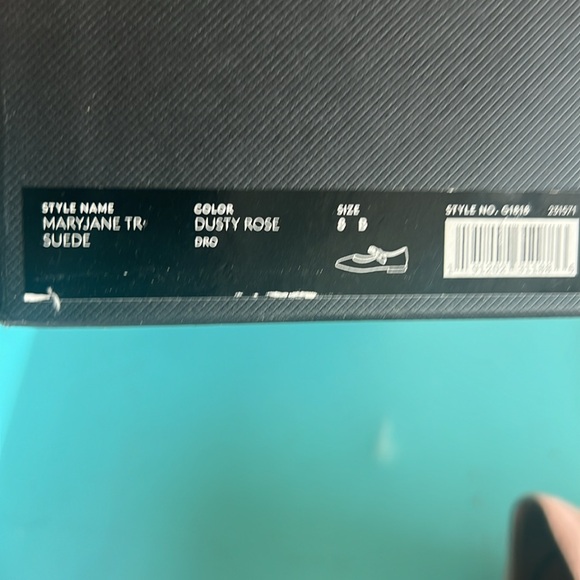 Coach Mary Jane, flat suede pink with embellishment on the strap. - Picture 9 of 10